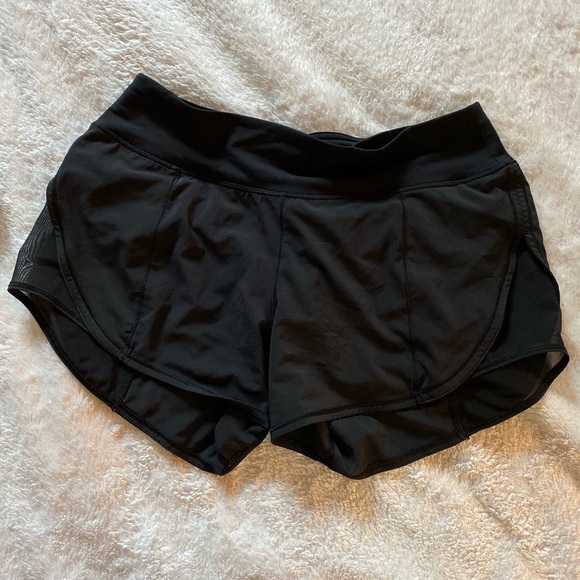 Lulu lemon run times short